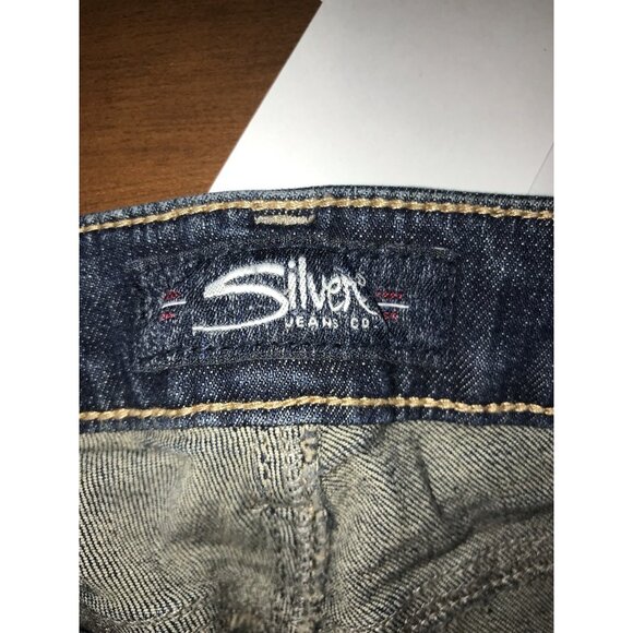 Silver Jean Women 26x27 Kennie Button Fly Distressed Stretch Fabric Straight Cut - Picture 10 of 11